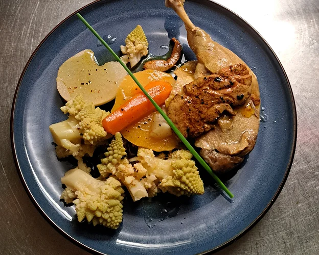 hotel bar tabac restaurant à Auzances dans la Creuse 23